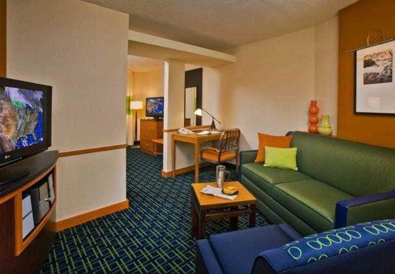 Fairfield Inn And Suites Flint Fenton Экстерьер фото