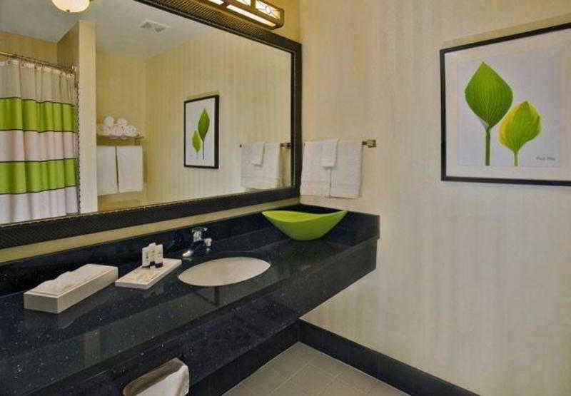 Fairfield Inn And Suites Flint Fenton Экстерьер фото