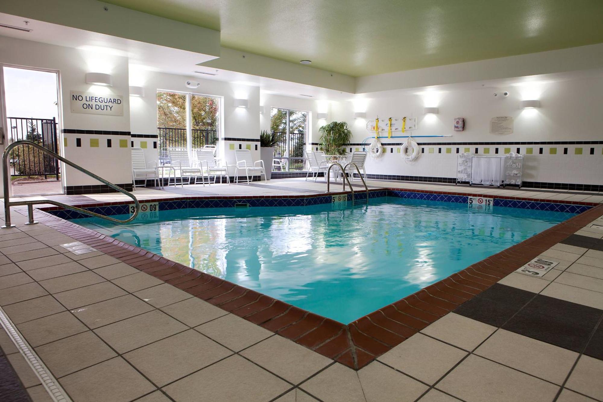 Fairfield Inn And Suites Flint Fenton Экстерьер фото